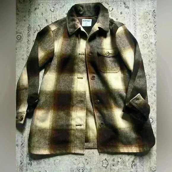Old Navy Plaid Shacket - Picture 1 of 3